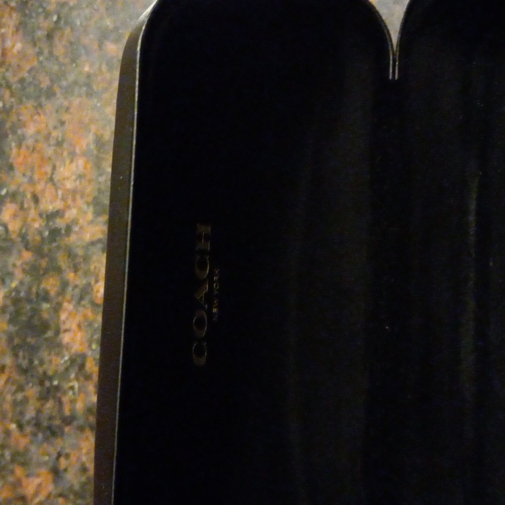Coach Shades - Picture 3 of 4